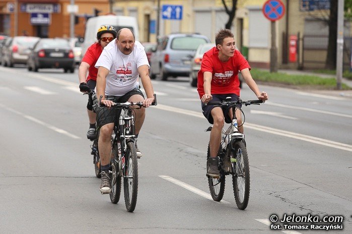 biaoczerwona-parada-na-rowerach-w-swietnych-humorach-foto-46292