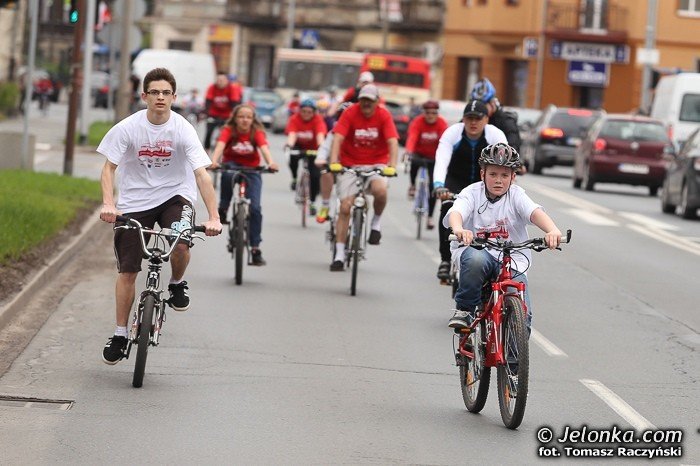 biaoczerwona-parada-na-rowerach-w-swietnych-humorach-foto-46292
