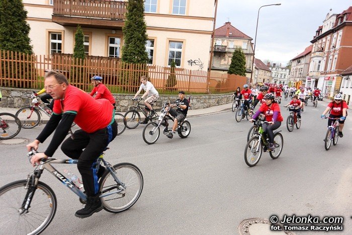biaoczerwona-parada-na-rowerach-w-swietnych-humorach-foto-46292