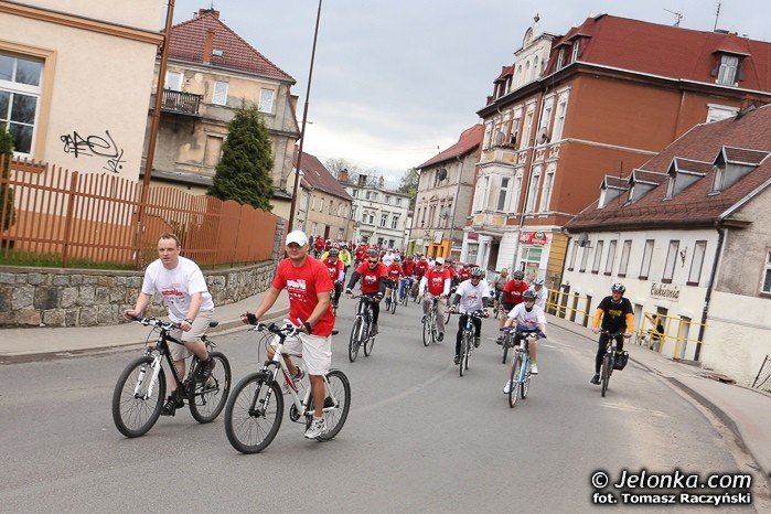biaoczerwona-parada-na-rowerach-w-swietnych-humorach-foto-46292