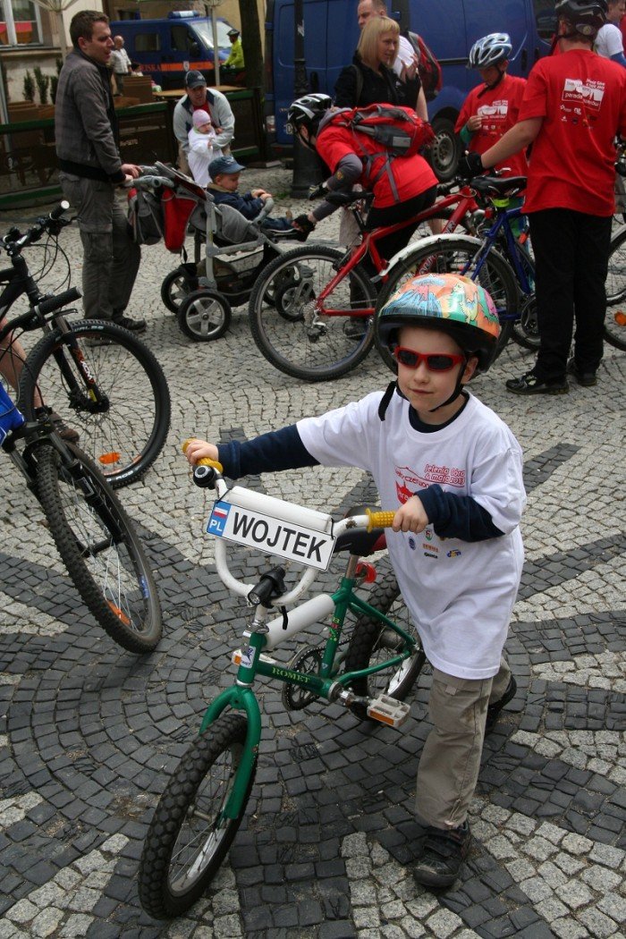 biaoczerwona-parada-na-rowerach-w-swietnych-humorach-foto-46292