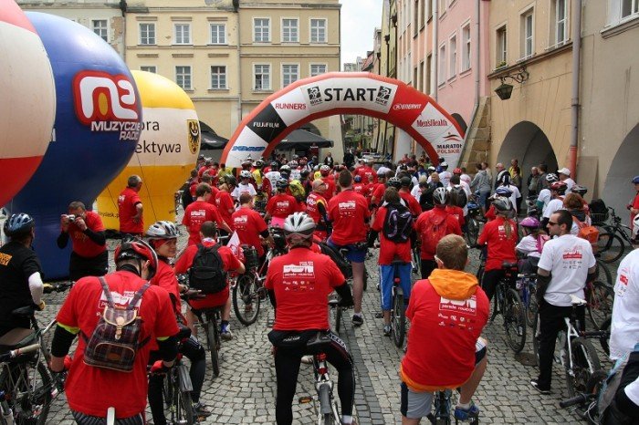 biaoczerwona-parada-na-rowerach-w-swietnych-humorach-foto-46292