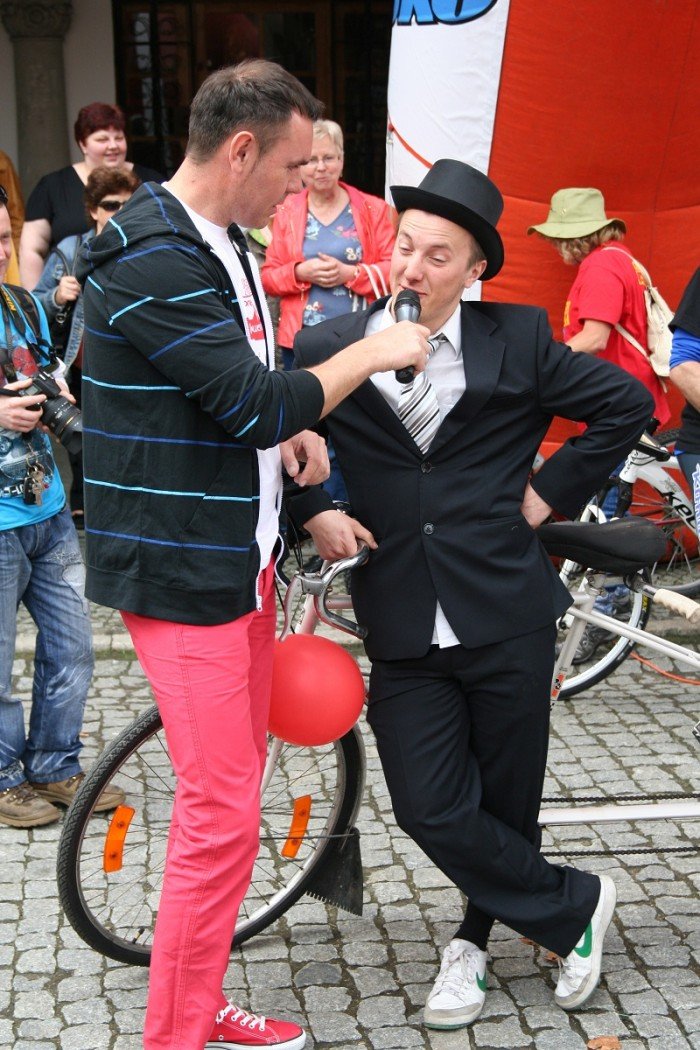 biaoczerwona-parada-na-rowerach-w-swietnych-humorach-foto-46292
