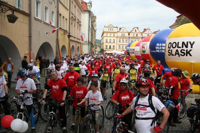 biaoczerwona-parada-na-rowerach-w-swietnych-humorach-foto-46292