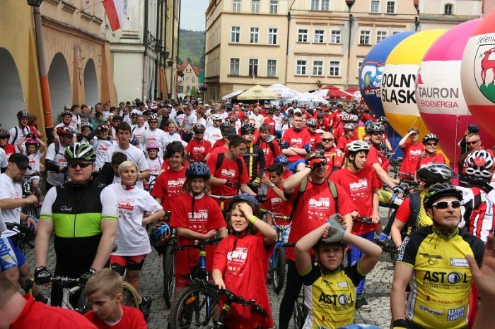 biaoczerwona-parada-na-rowerach-w-swietnych-humorach-foto-46292