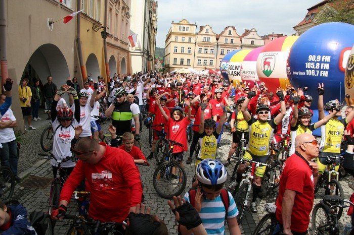 biaoczerwona-parada-na-rowerach-w-swietnych-humorach-foto-46292