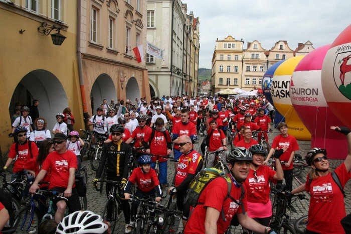biaoczerwona-parada-na-rowerach-w-swietnych-humorach-foto-46292