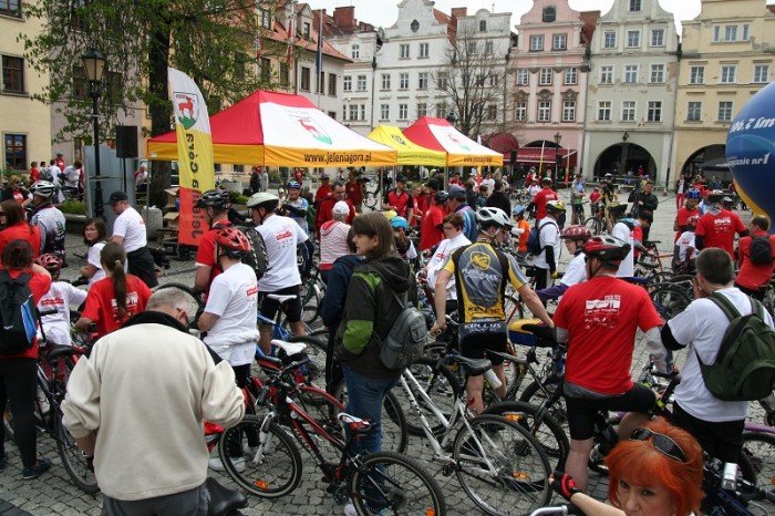 biaoczerwona-parada-na-rowerach-w-swietnych-humorach-foto-46292