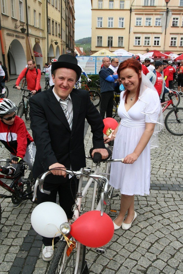 biaoczerwona-parada-na-rowerach-w-swietnych-humorach-foto-46292