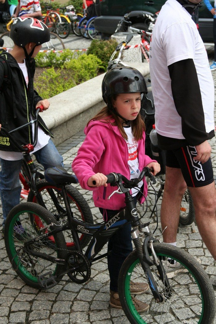 biaoczerwona-parada-na-rowerach-w-swietnych-humorach-foto-46292