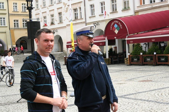 biaoczerwona-parada-na-rowerach-w-swietnych-humorach-foto-46292