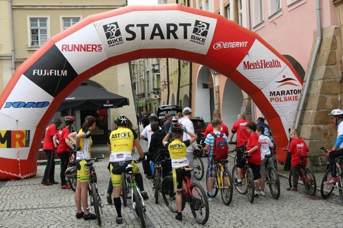 biaoczerwona-parada-na-rowerach-w-swietnych-humorach-foto-46292