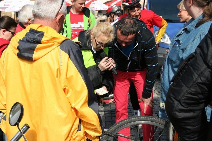 biaoczerwona-parada-na-rowerach-w-swietnych-humorach-foto-46292
