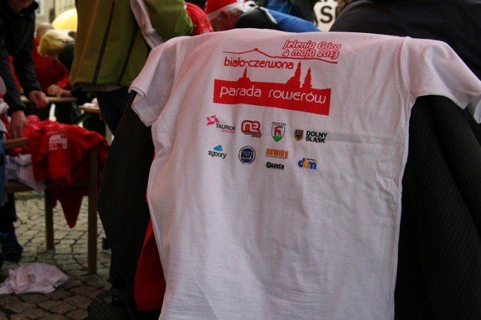 biaoczerwona-parada-na-rowerach-w-swietnych-humorach-foto-46292