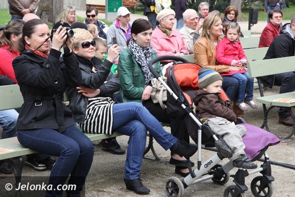 w-meksykanskich-rytmach-bawili-sie-w-cieplicach-foto-46304