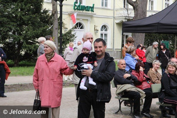 w-meksykanskich-rytmach-bawili-sie-w-cieplicach-foto-46304