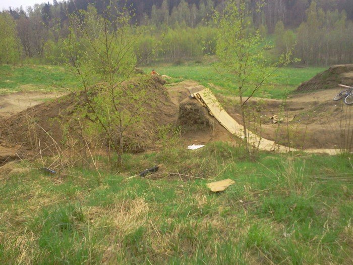 czytelnik-wzgorza-omnickie-zamieniaja-sie-w-cross-i-wielkie-smietnisko-foto-46306