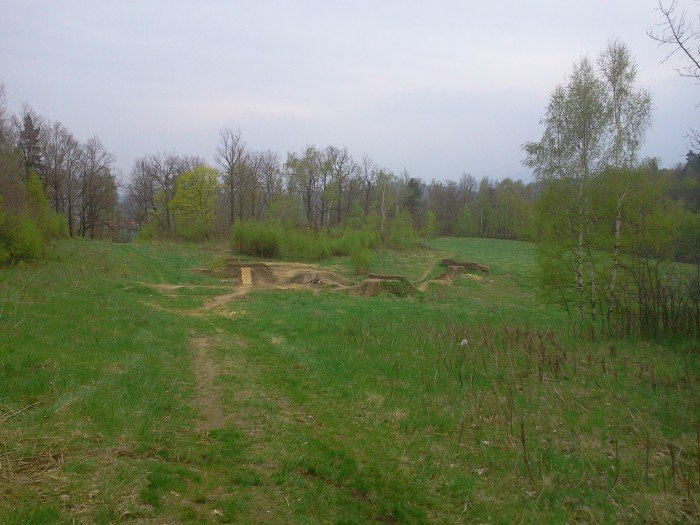 czytelnik-wzgorza-omnickie-zamieniaja-sie-w-cross-i-wielkie-smietnisko-foto-46306