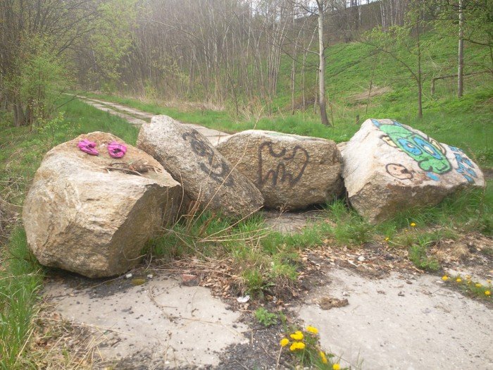 czytelnik-wzgorza-omnickie-zamieniaja-sie-w-cross-i-wielkie-smietnisko-foto-46306