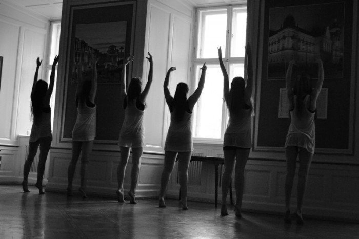 popis-modych-artystow-z-hania-stach-na-fina-foto-46314