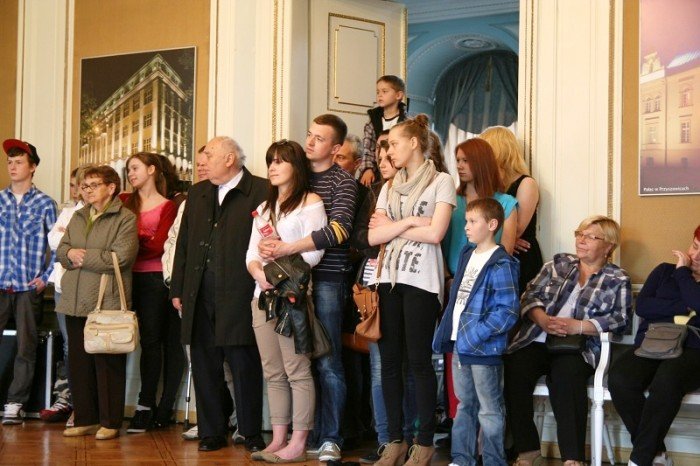 popis-modych-artystow-z-hania-stach-na-fina-foto-46314