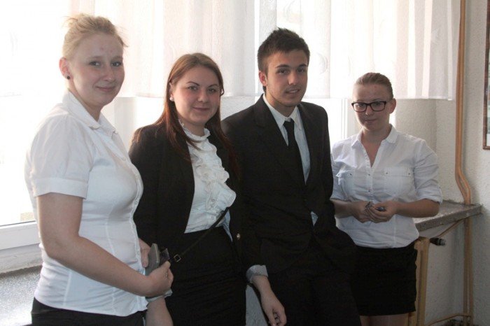 maturzysci-ekonoma-matma-jakos-posza-dzisiaj-jezyk-obcy-foto-46366