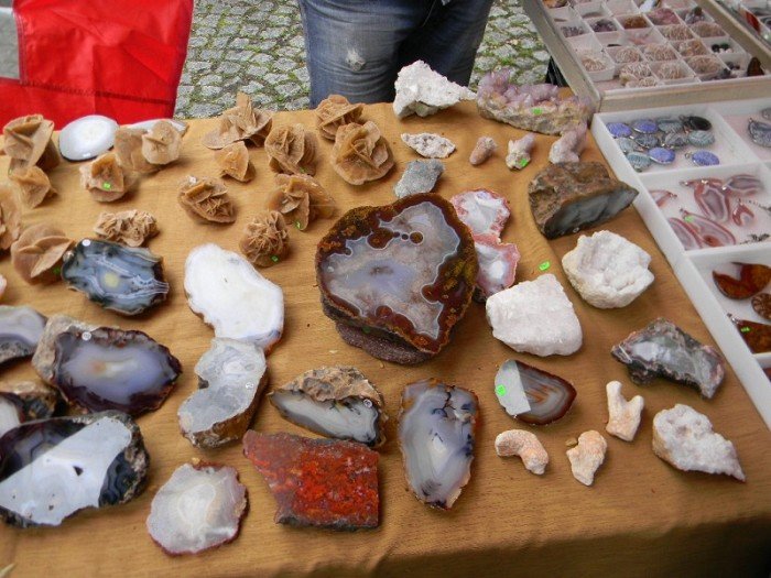 po-42-karkonoskiej-giedzie-mineraow-ska-i-skamieniaosci-foto-46420