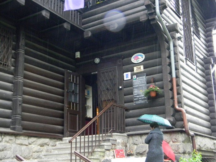 po-42-karkonoskiej-giedzie-mineraow-ska-i-skamieniaosci-foto-46420