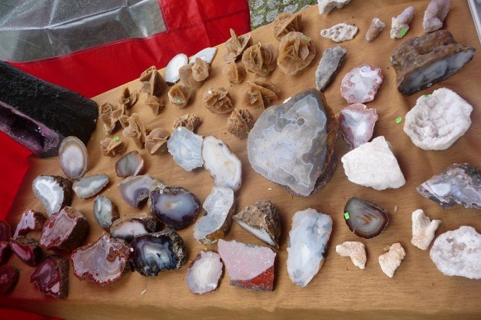 po-42-karkonoskiej-giedzie-mineraow-ska-i-skamieniaosci-foto-46420