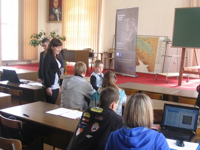 jeleniogorzanie-szeroko-otworzyli-serca-dla-potrzebujacych-i-pospieszyli-z-darami-foto-46452