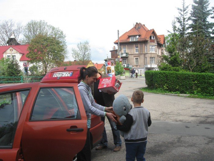 jeleniogorzanie-szeroko-otworzyli-serca-dla-potrzebujacych-i-pospieszyli-z-darami-foto-46452