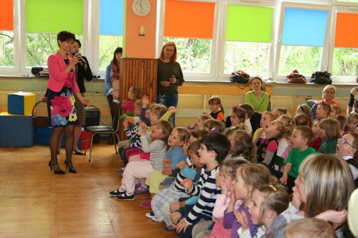 jeleniogorskie-maluchy-na-przegladzie-teatrow-przedszkolnych-pieknie-graja-foto-46472