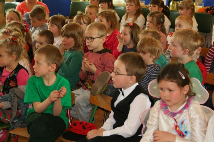 jeleniogorskie-maluchy-na-przegladzie-teatrow-przedszkolnych-pieknie-graja-foto-46472