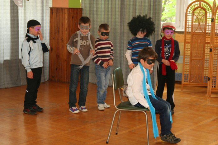 jeleniogorskie-maluchy-na-przegladzie-teatrow-przedszkolnych-pieknie-graja-foto-46472