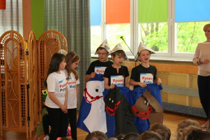 jeleniogorskie-maluchy-na-przegladzie-teatrow-przedszkolnych-pieknie-graja-foto-46472