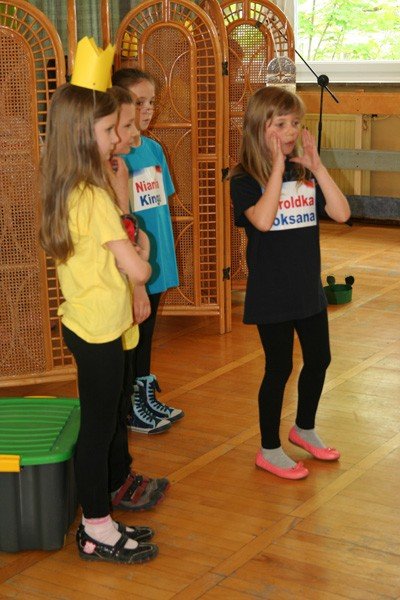 jeleniogorskie-maluchy-na-przegladzie-teatrow-przedszkolnych-pieknie-graja-foto-46472