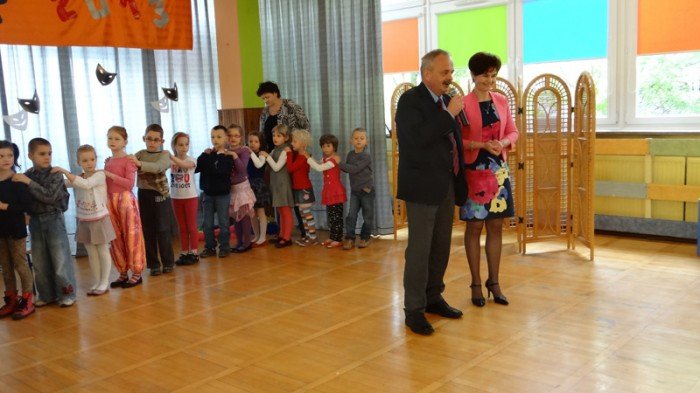 jeleniogorskie-maluchy-na-przegladzie-teatrow-przedszkolnych-pieknie-graja-foto-46472