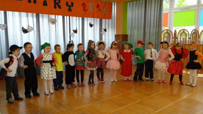 jeleniogorskie-maluchy-na-przegladzie-teatrow-przedszkolnych-pieknie-graja-foto-46472