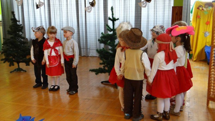 jeleniogorskie-maluchy-na-przegladzie-teatrow-przedszkolnych-pieknie-graja-foto-46472
