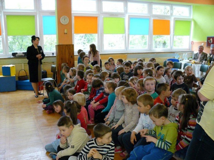 jeleniogorskie-maluchy-na-przegladzie-teatrow-przedszkolnych-pieknie-graja-foto-46472