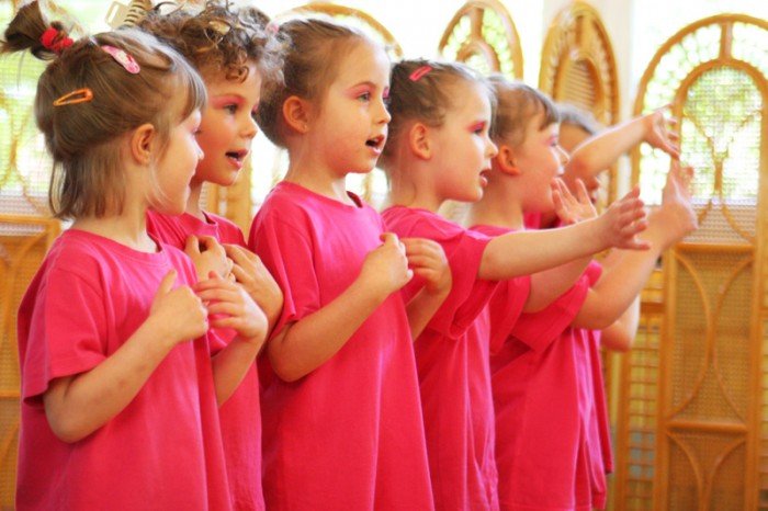 jeleniogorskie-maluchy-na-przegladzie-teatrow-przedszkolnych-pieknie-graja-foto-46472
