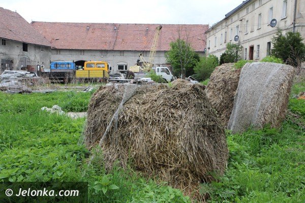 odpady-przy-studni-z-woda-pitna-w-pasieczniku-foto-46484
