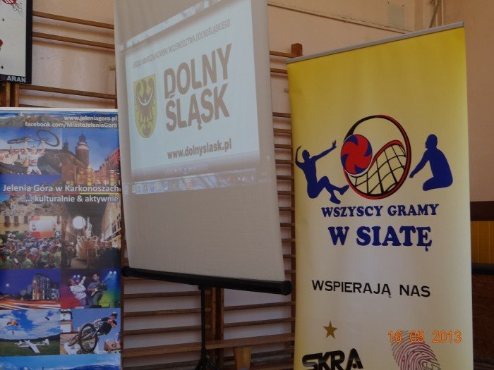 wszyscy-gramy-w-siate-dzisiaj-spotkanie-w-sp-8-foto-46491