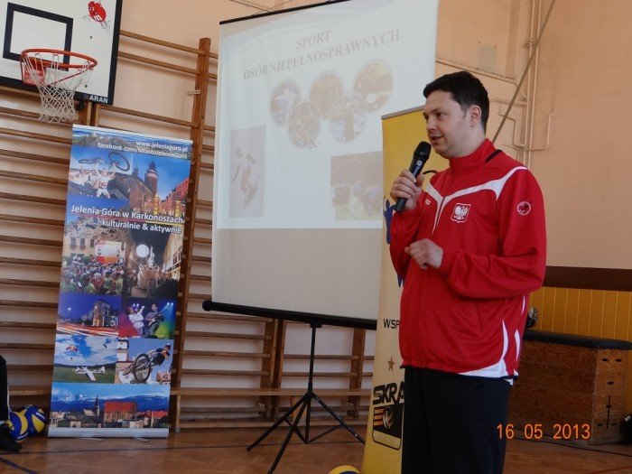 wszyscy-gramy-w-siate-dzisiaj-spotkanie-w-sp-8-foto-46491