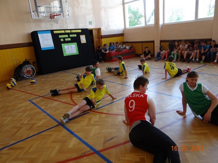 wszyscy-gramy-w-siate-dzisiaj-spotkanie-w-sp-8-foto-46491