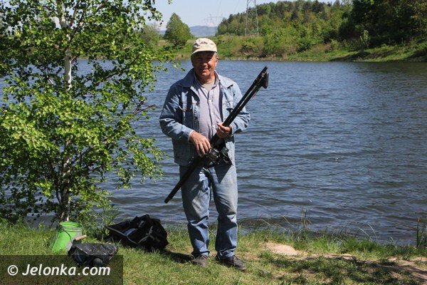 sniete-i-chore-ryby-w-tzw-balatonie-w-staniszowie-foto-46506