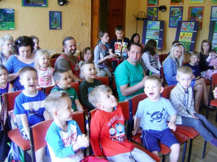 modzi-artysci-odebrali-w-mdk-nagrody-za-wiosenne-obrazki-foto-46531
