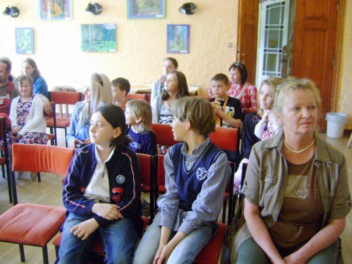 modzi-artysci-odebrali-w-mdk-nagrody-za-wiosenne-obrazki-foto-46531