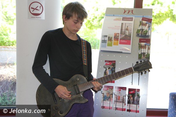 tak-byo-w-jeleniej-gorze-na-castingu-do-must-be-the-music-foto-46551