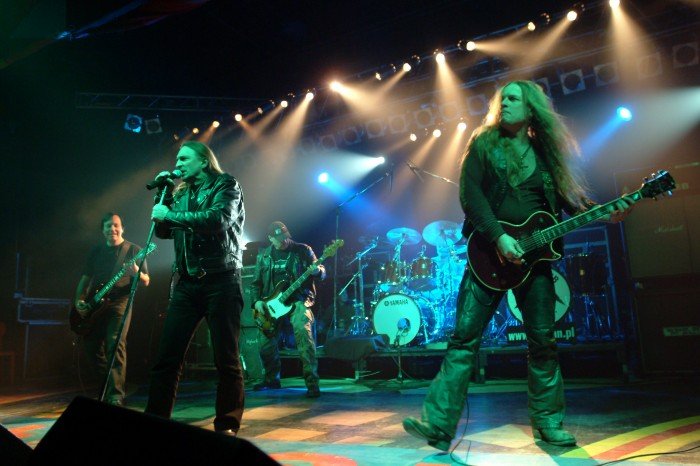 w-sobote-fina-ligi-rocka-2013-z-legendarna-grupa-tsa-foto-46556